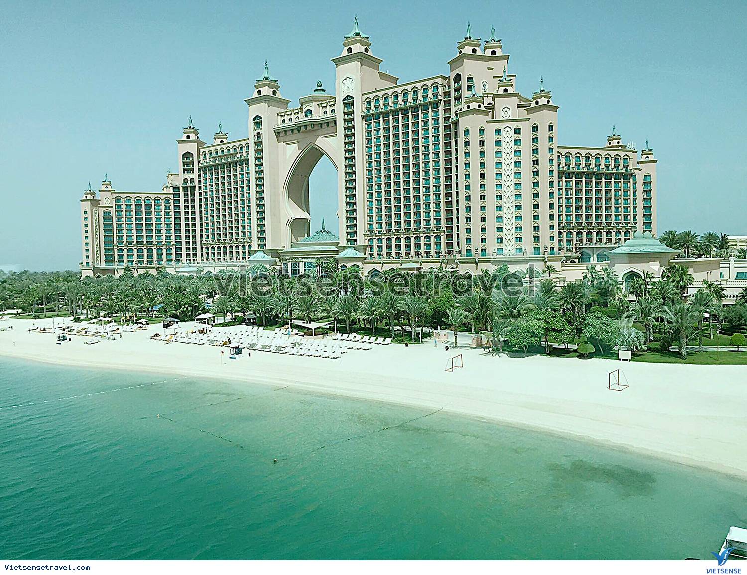 Atlantis Palm