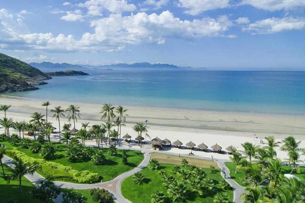 Bãi biển Non Nước chiêm ngưỡng tiên cảnh mộng mơ