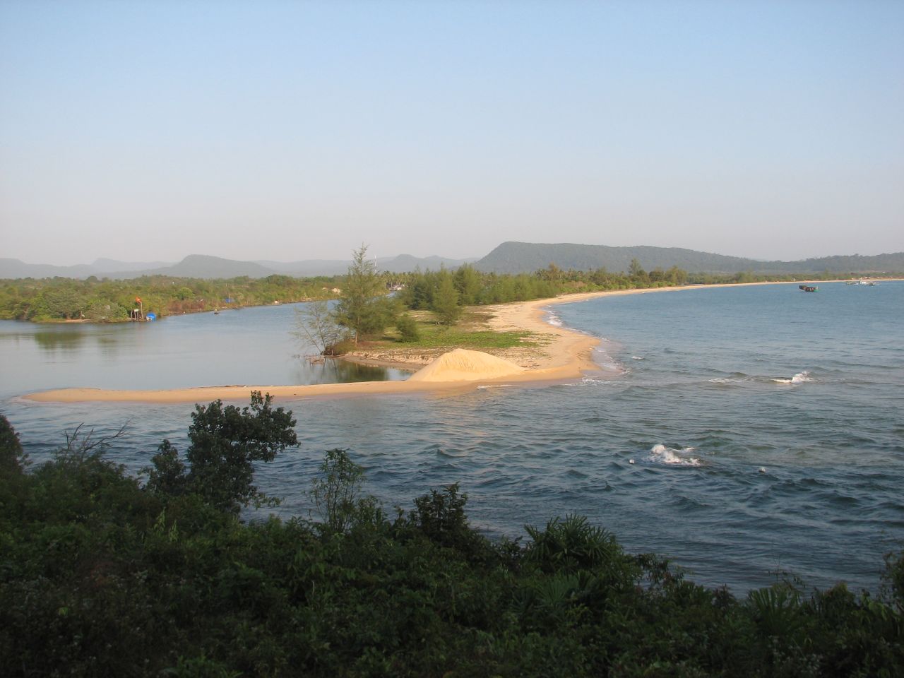 Bãi biển Phú Quốc: 8 bãi biển đẹp nhất Đảo Ngọc