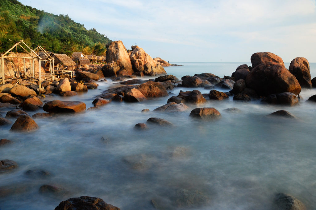 Bãi Bụt Sơn Trà: Đắm chìm trong vẻ đẹp tiên cảnh