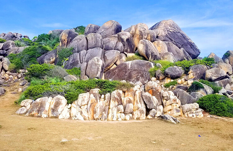 Bãi đá thảo nguyên