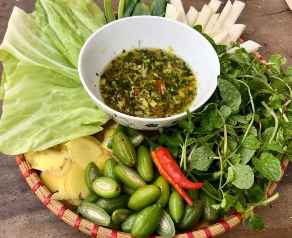 Món ăn đặc sản Tây Bắc- Bắp cải cuốn nhót