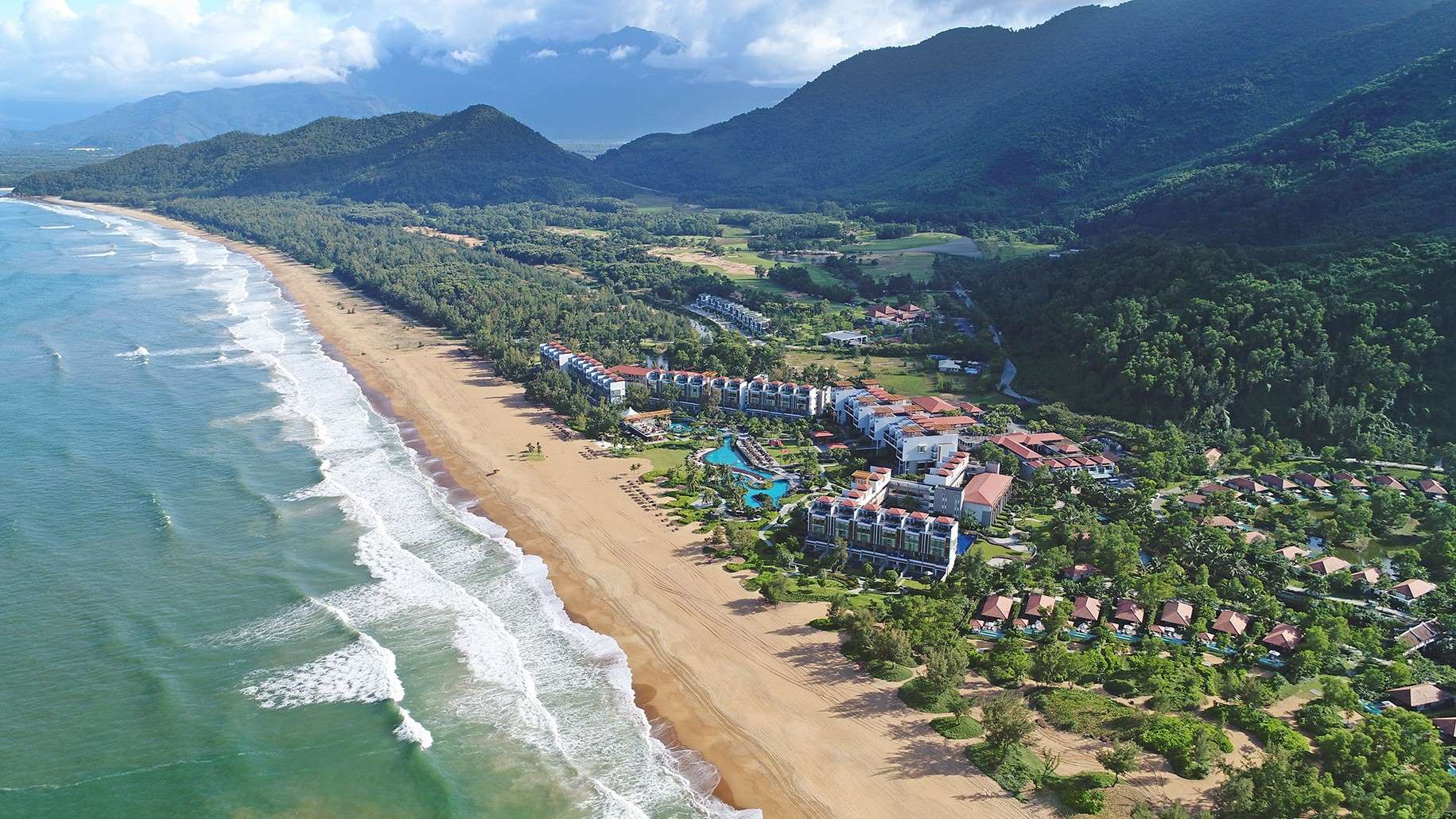 Cập nhật thông tin du lịch Biển Lăng Cô 2025