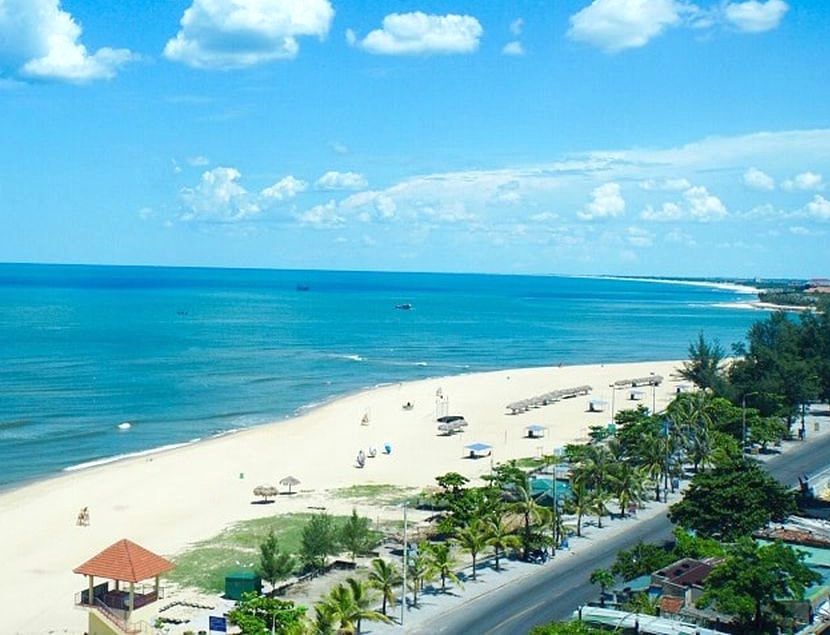 Biển Nhật Lệ