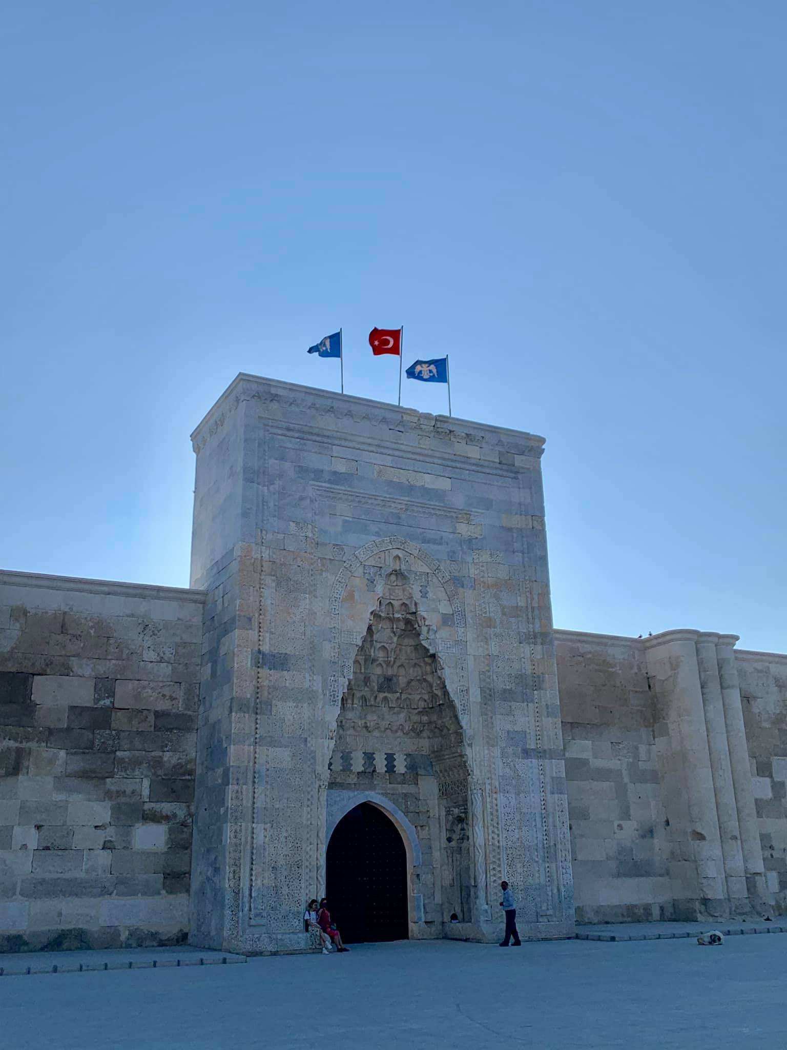 Caravanserai – Dấu ấn sót lại