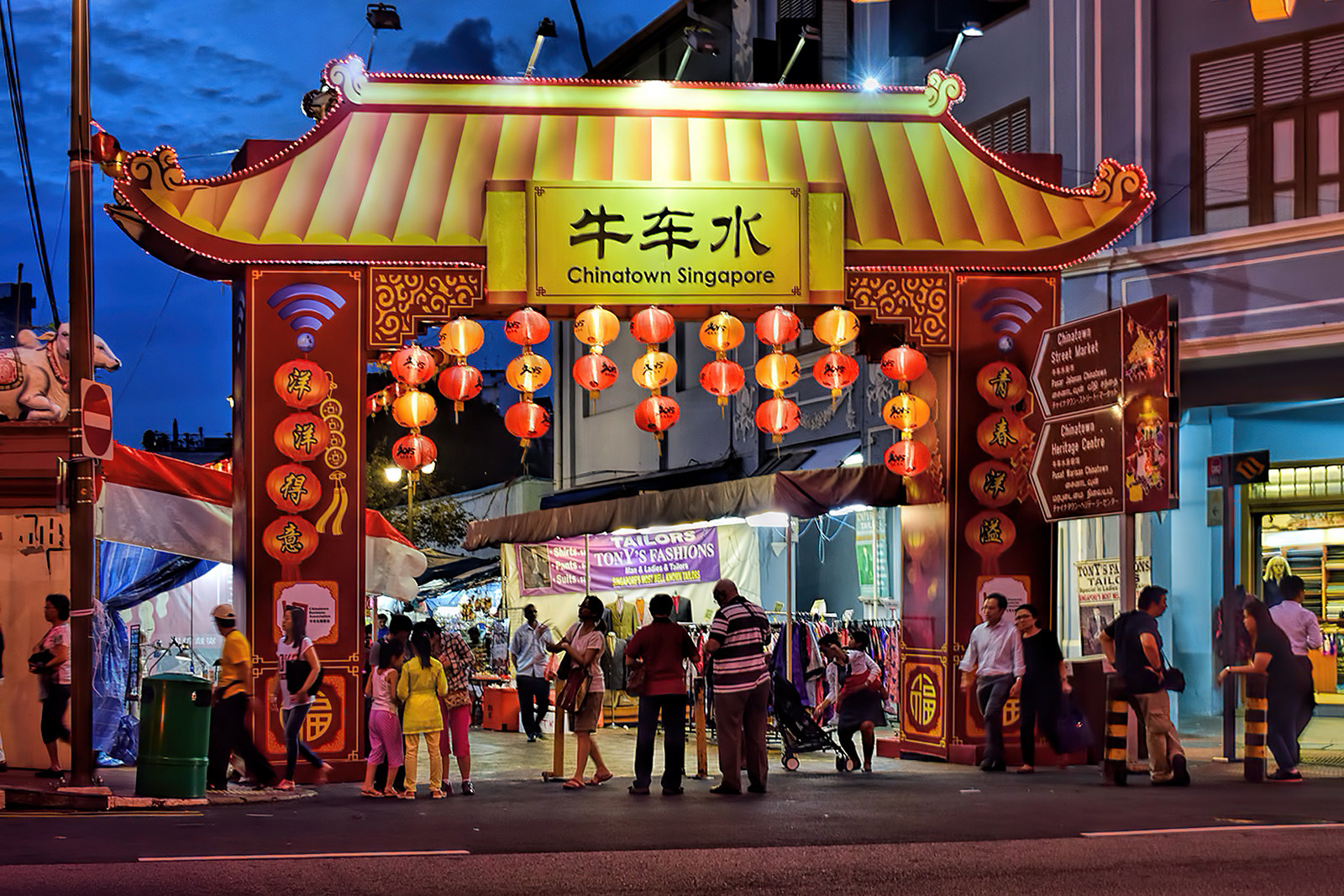 Chiêm Ngưỡng Khu Phố Tàu Sầm Uất Khi Đến Với Singapore