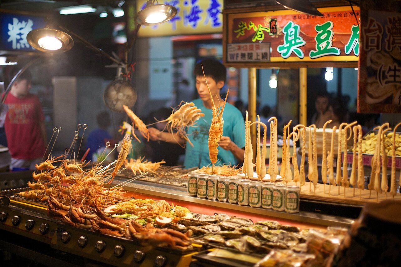 Đến chợ đêm Lục Hợp lóa mắt với thiên đường ẩm thực xứ Đài