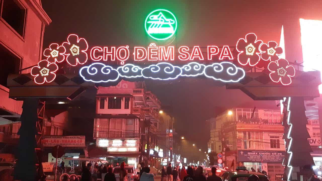 Dạo chơi chợ đêm Sapa, nét đẹp tinh hoa văn hoá Tây Bắc