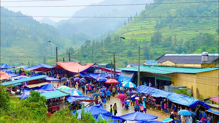 Đến chơi chợ phiên Mường Hum, khám phá văn hoá vùng cao