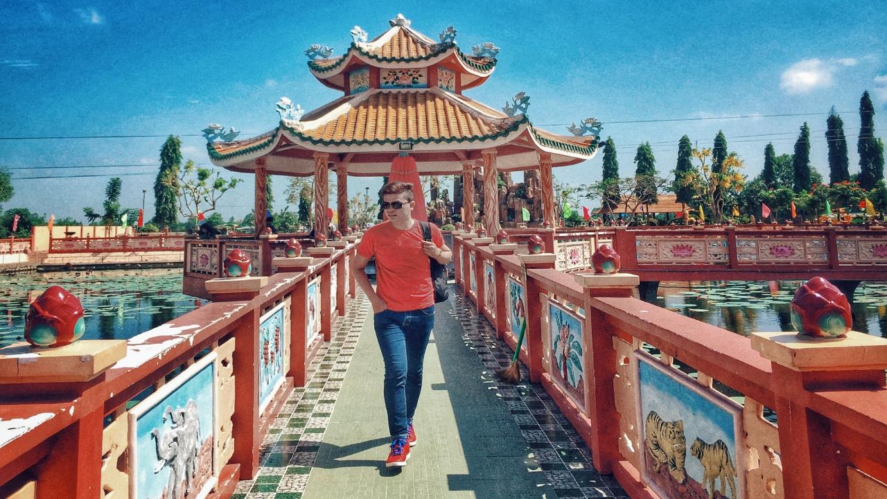Chùa Bàu Mướp