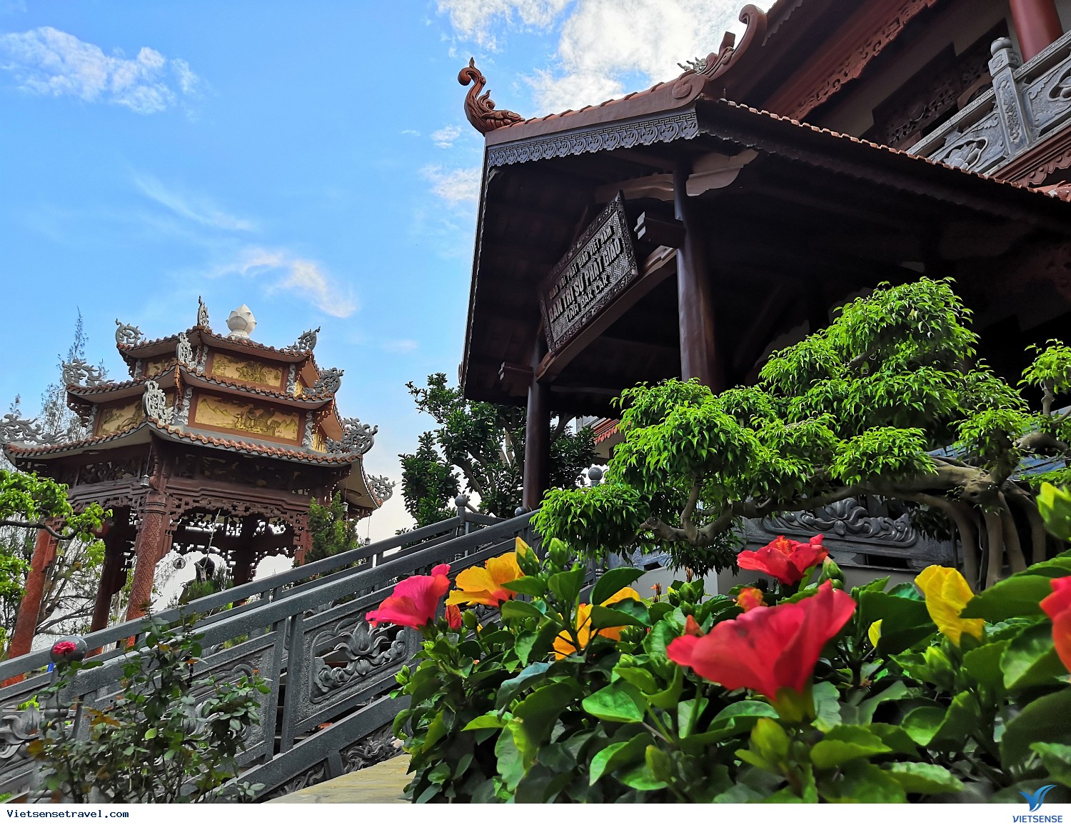 Chùa Sắc Tứ Khải Đoan