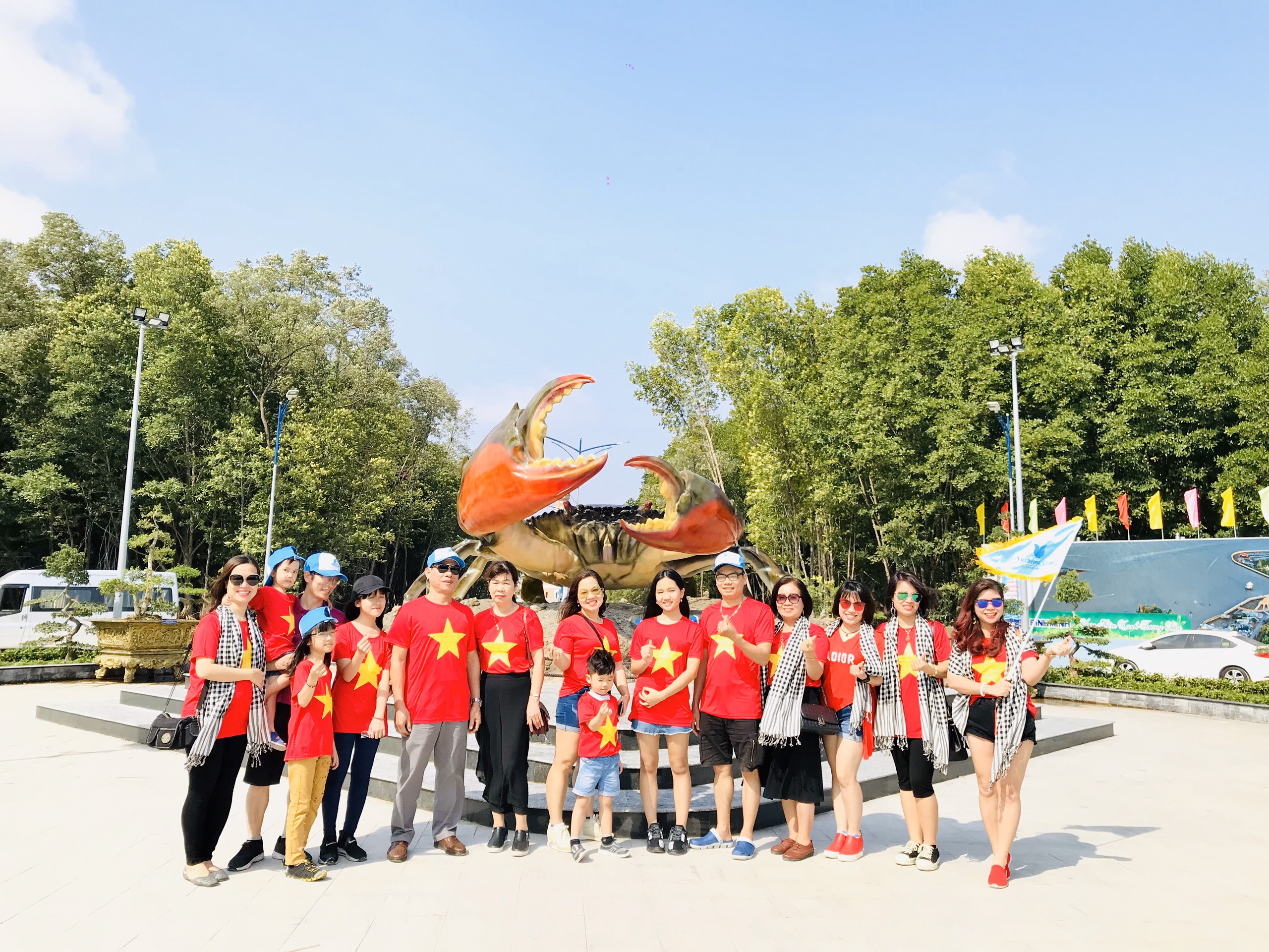 Cùng Các Thầy Cô Giáo Trường Tiểu Học Vinschool