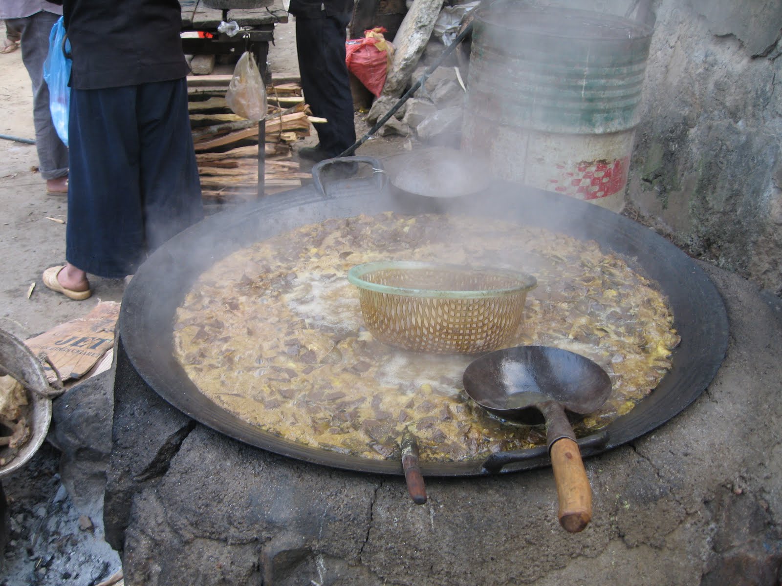 Thắng Cố: Món ăn nổi tiếng ở Tây Bắc