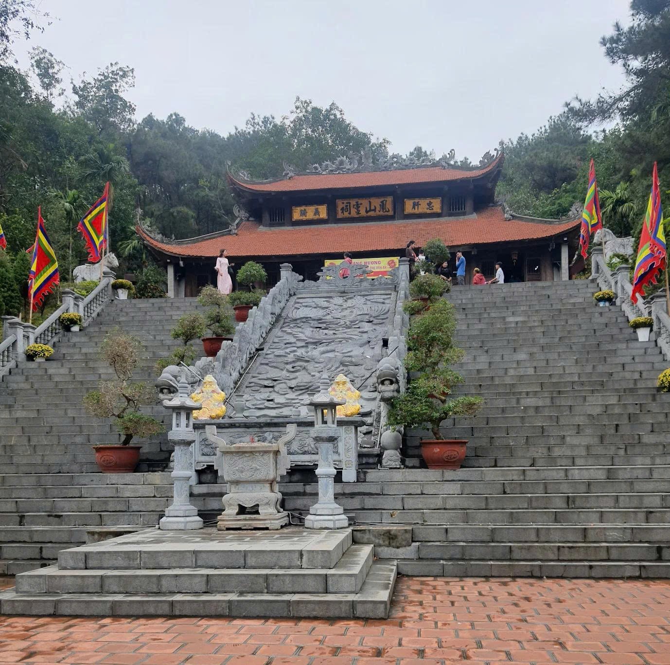 Đền Chu Văn An - Hải Dương