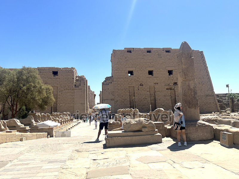 Đền Luxor nơi tôn vinh thần Amun Ai Cập cổ đại