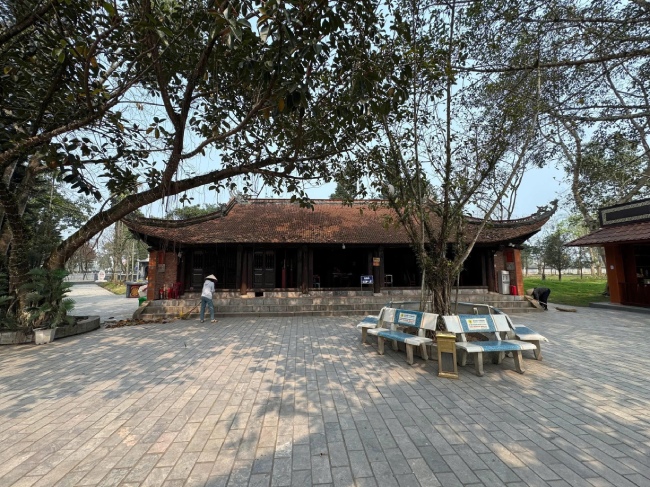 Đền Mẫu Âu Cơ