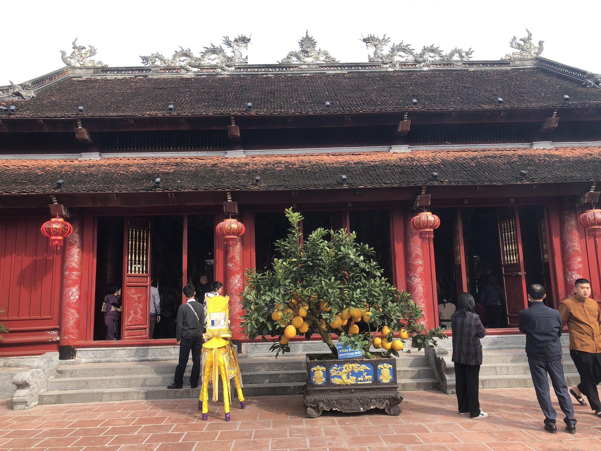 Đền Ông Hoàng Mười