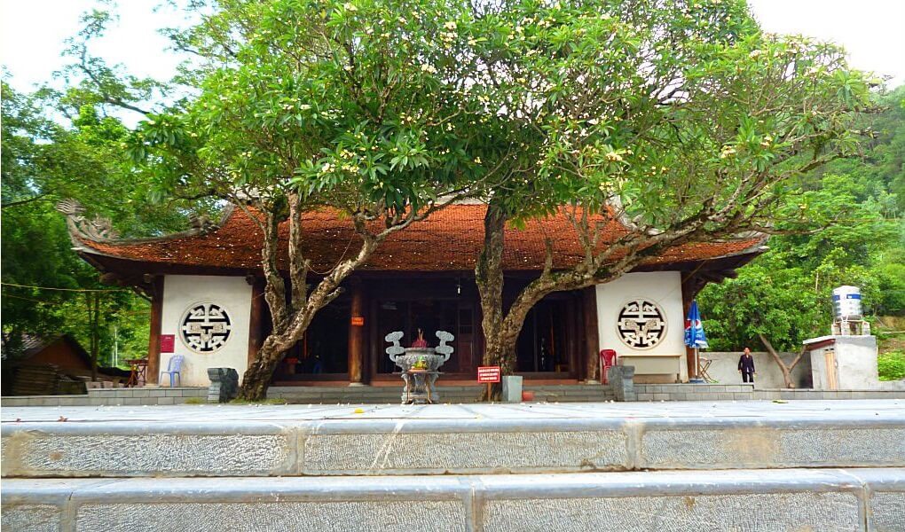 Đền Thõng