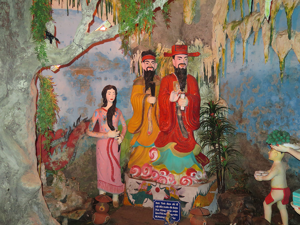 Động Sơn Tinh - Thủy Tinh