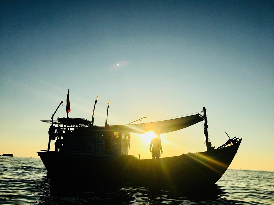 Đường Đến Cô Tô hoang sơ, độc đáo là địa điểm thu hút hàng ngàn du khách về đây mỗi năm.