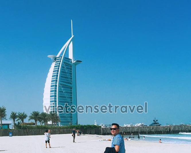 Khách sạn Cánh Buồm Burj Al Arab