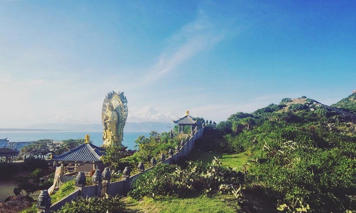 KHÁM PHÁ BIỂN ĐẢO QUY NHƠN - Ảnh 2
