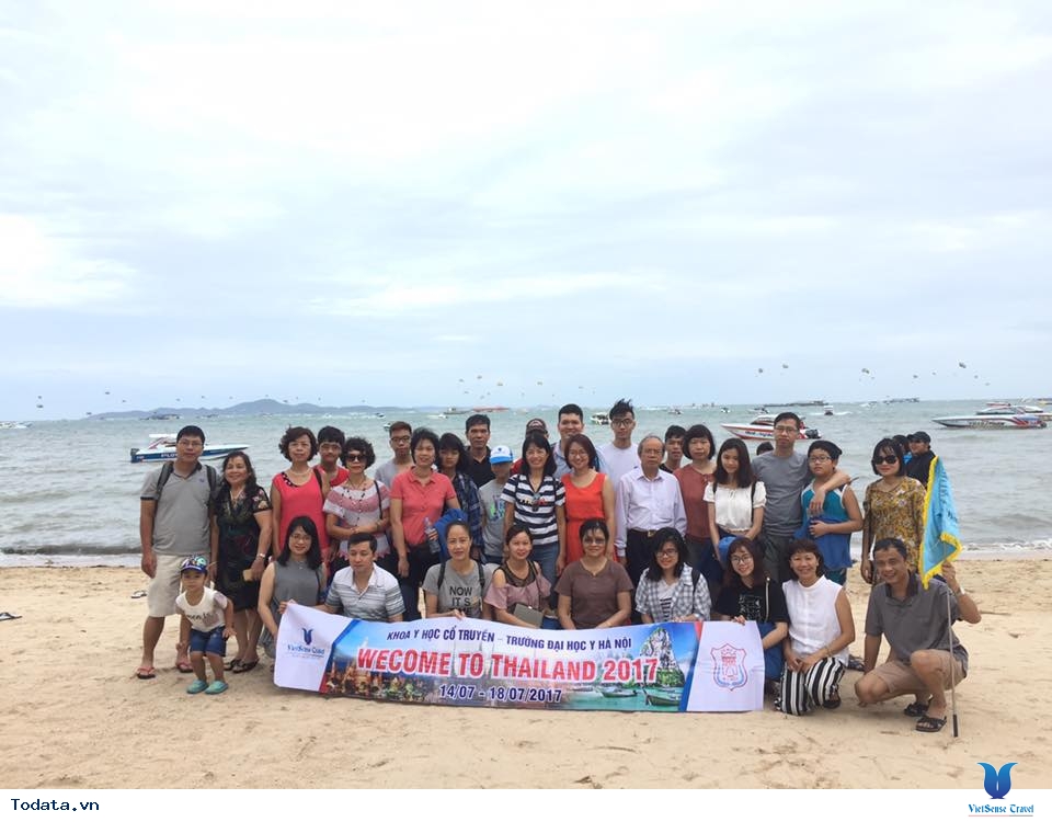 Khoa Y Học Cổ Truyền – Trường Đại Học Y Hà Nội Tour Thái Lan 14/08/2017