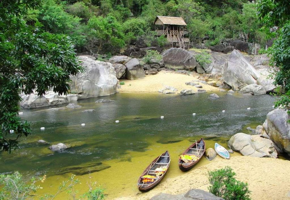 Khu du lịch Hầm Hô