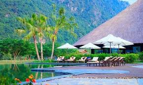 Khu du lịch nghỉ dưỡng Suối khoáng Kim Bôi.