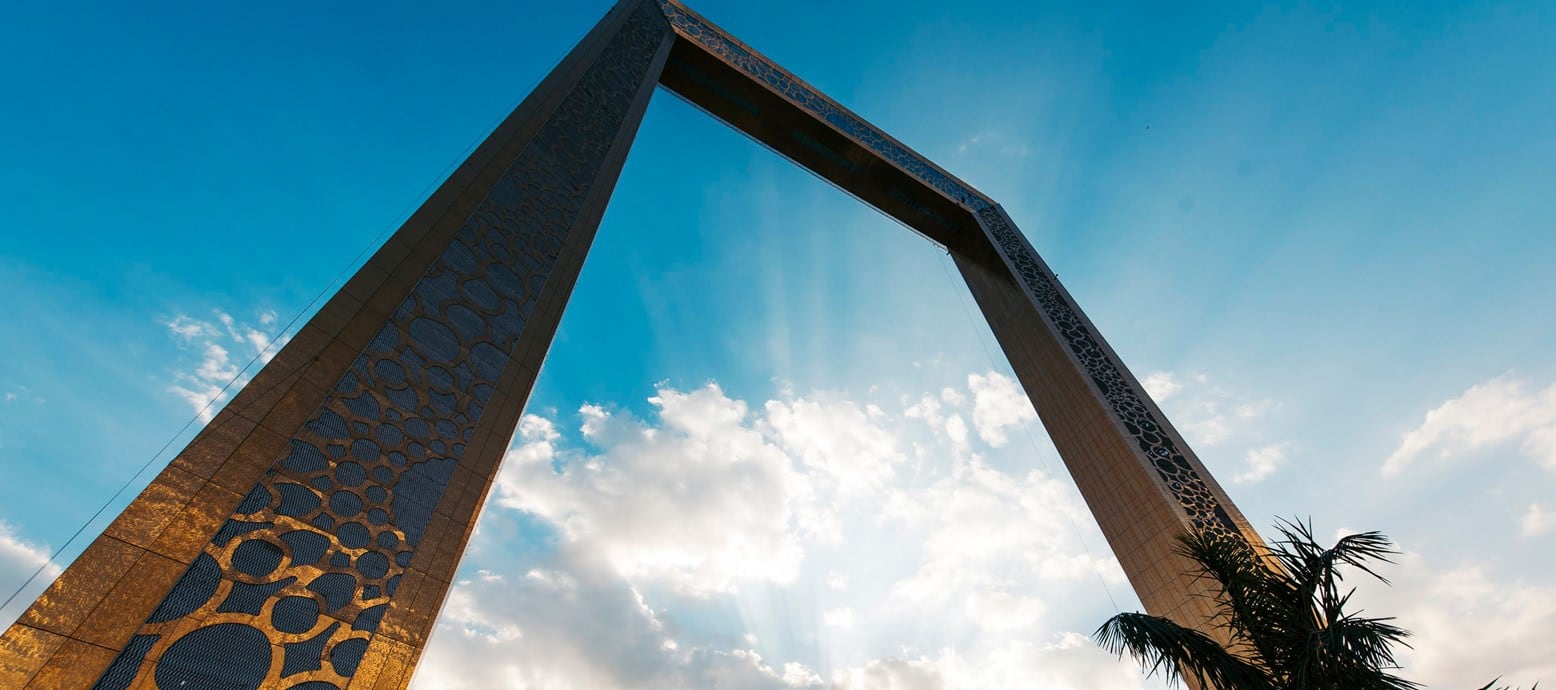 Cận cảnh Khung Tranh Khổng lồ Dubai Frame lớn nhất thế giới