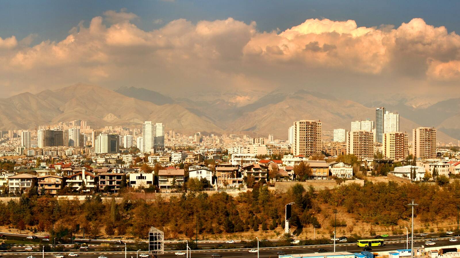 Kinh nghiệm khám phá Iran an toàn, tiết kiệm từ thực tế