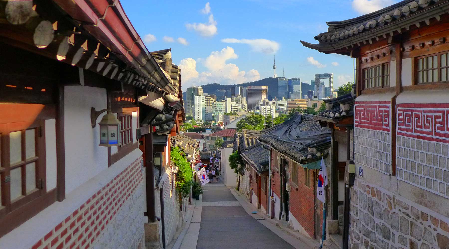Làng cổ Bukchon Hanok - Dấn thân vào truyền thống văn hóa Hàn Quốc