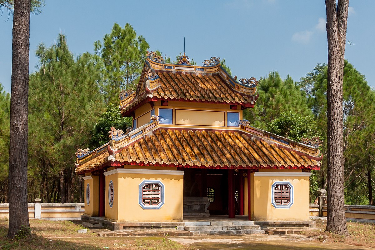 Lăng Gia Long – Khám phá kiến trúc độc đáo của triều đình nhà Nguyễn