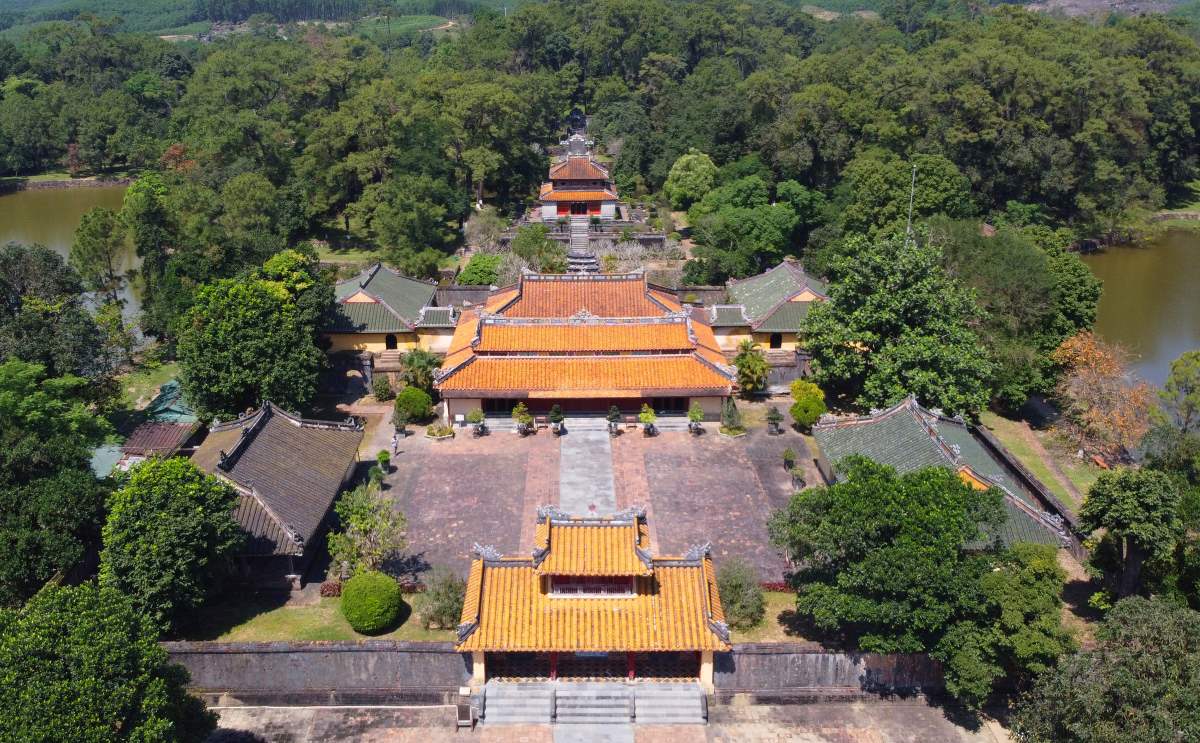 Lăng vua Minh Mạng – Điểm đến hấp dẫn du khách