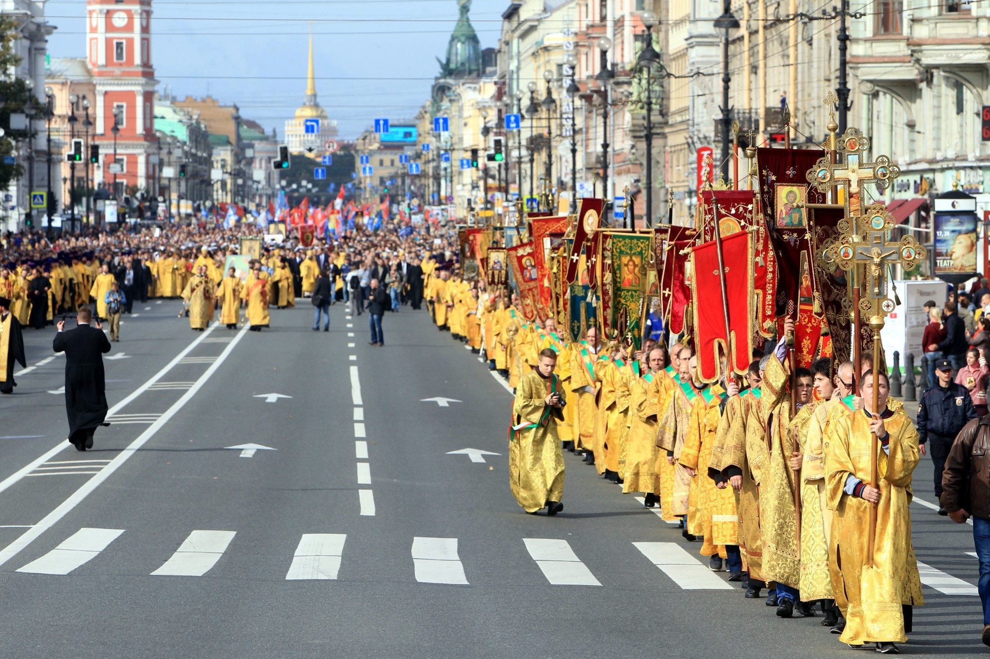 Lễ hội Alexsandr Nevsky: Điệu Valse Vang Dội Của Nga