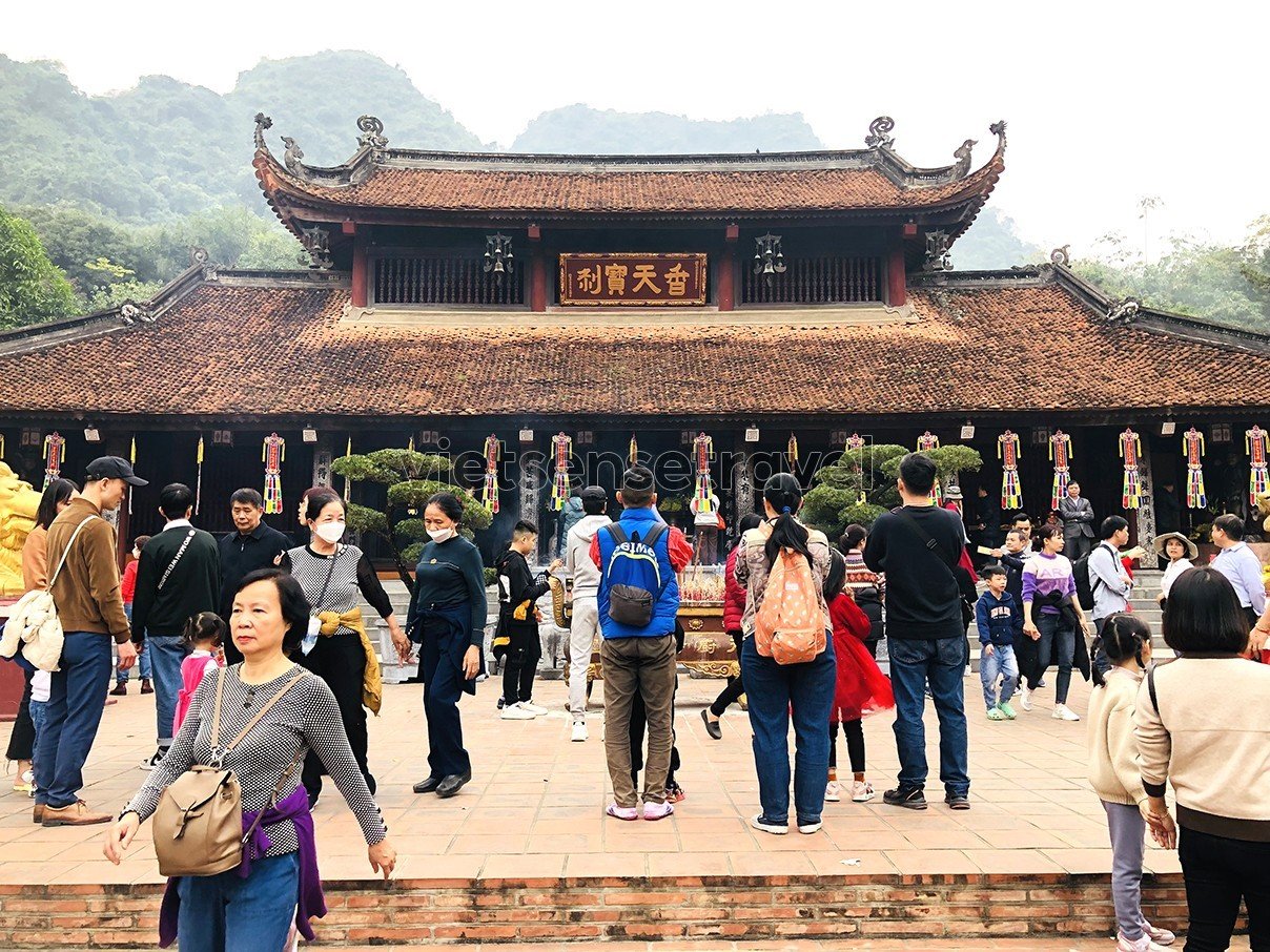 Lịch Khởi Hành Tour Đi lễ Miền Bắc Đầu Năm 2025