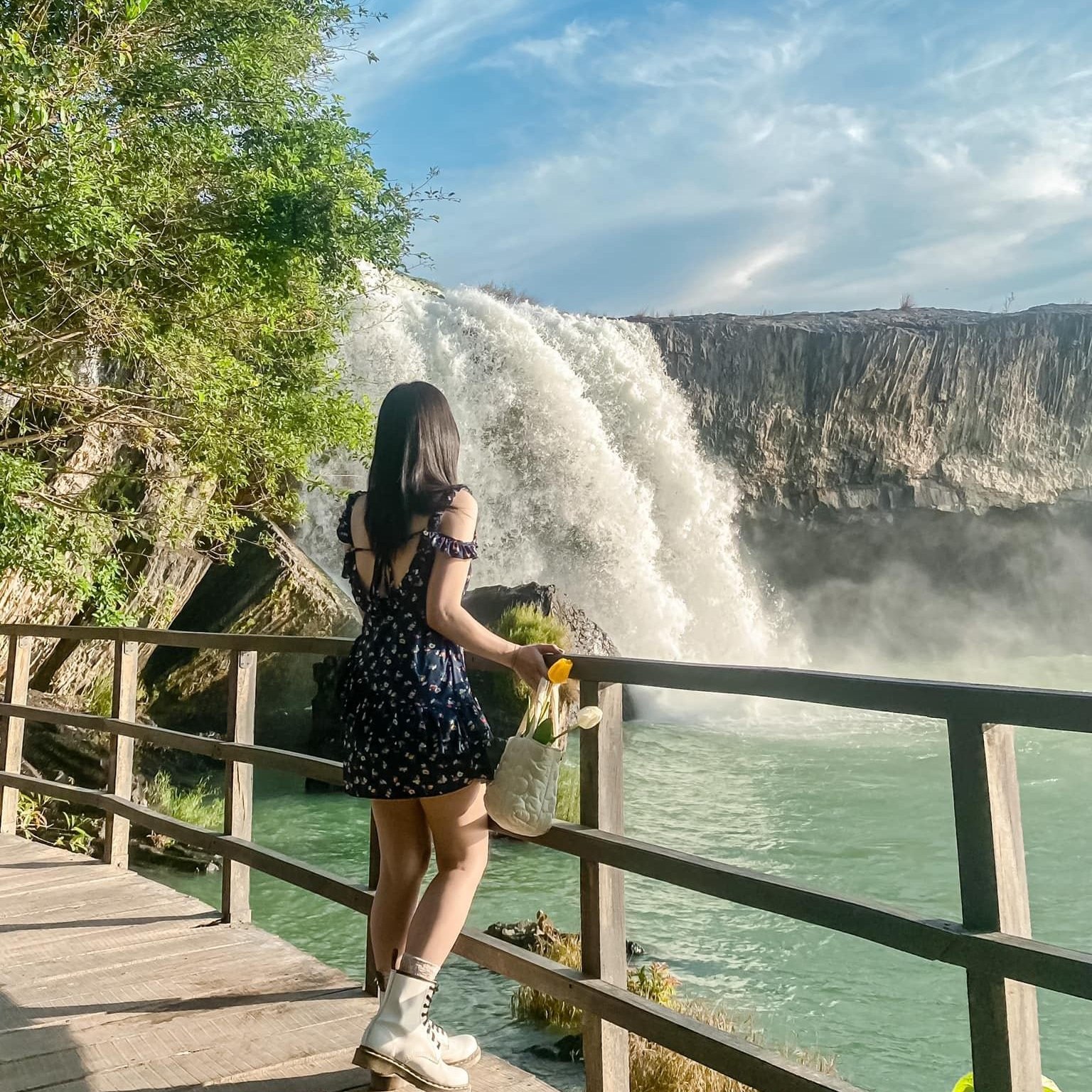 Mặc gì khi đi du lịch Tây Nguyên? Cách mix đồ checkin triệu like