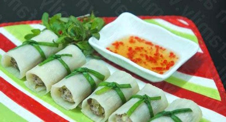 Măng vầu cuốn thịt