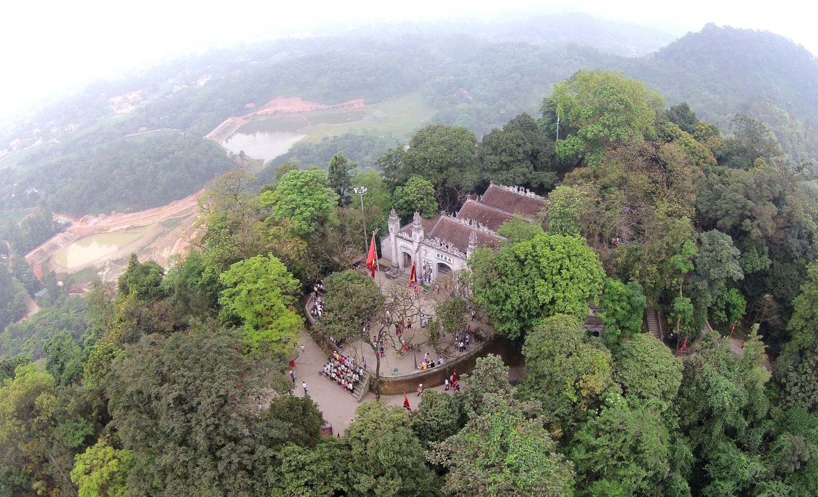 Ngôi Làng Mang Tên Cổ Tích