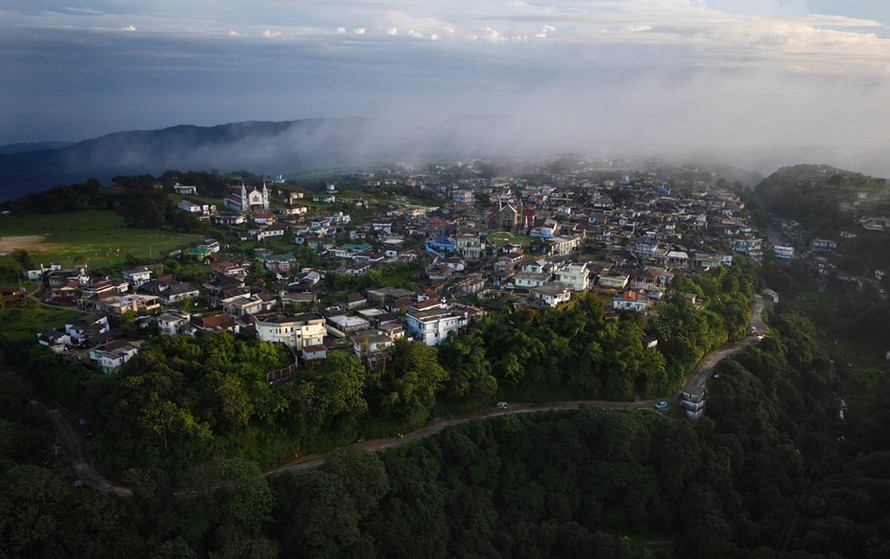 Giải Mã Bí Ẩn Ngôi Làng Mưa Mawsynram ở Ấn Độ