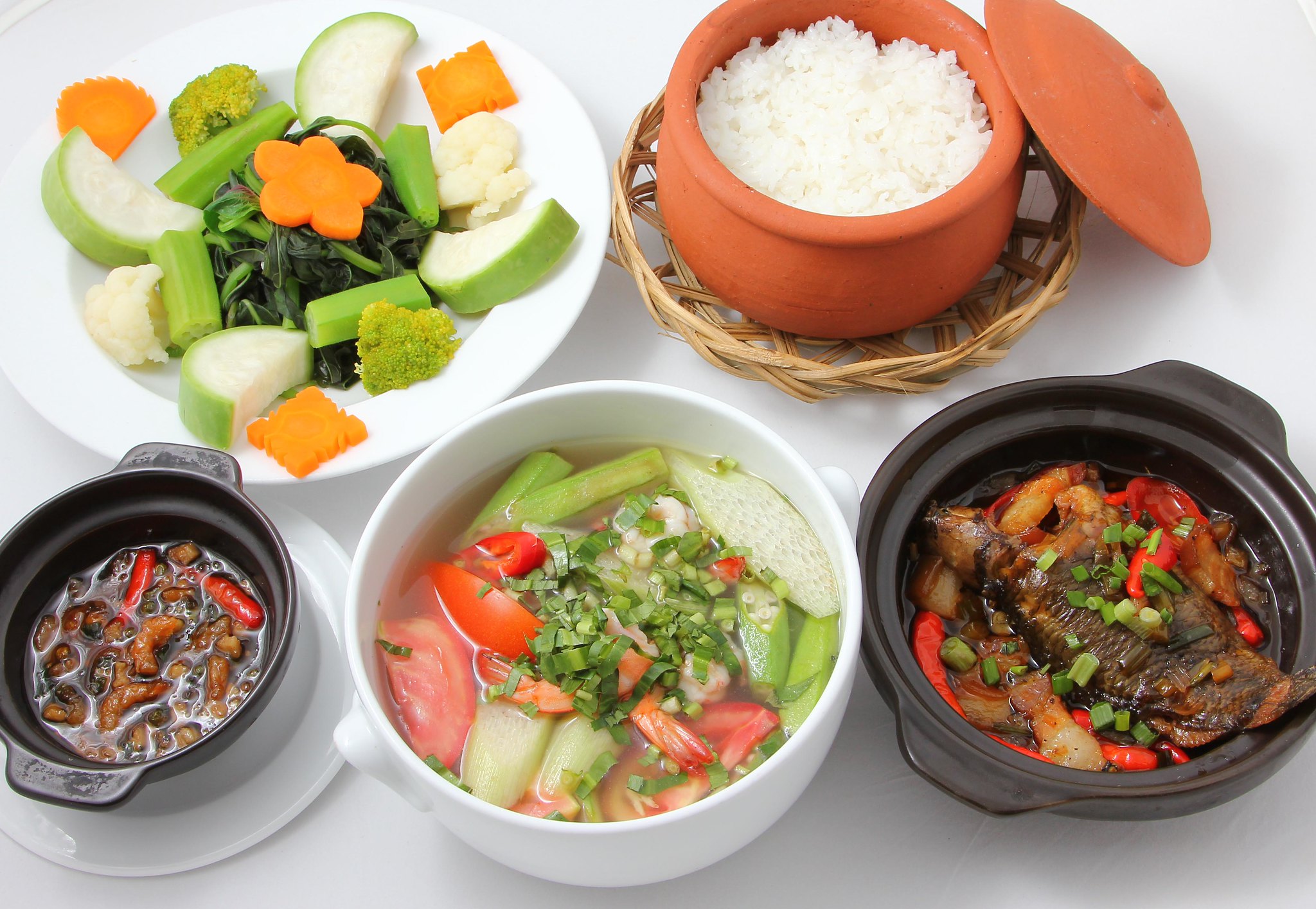 Nhà hàng Côn Đảo gần trung tâm ngon bổ rẻ!