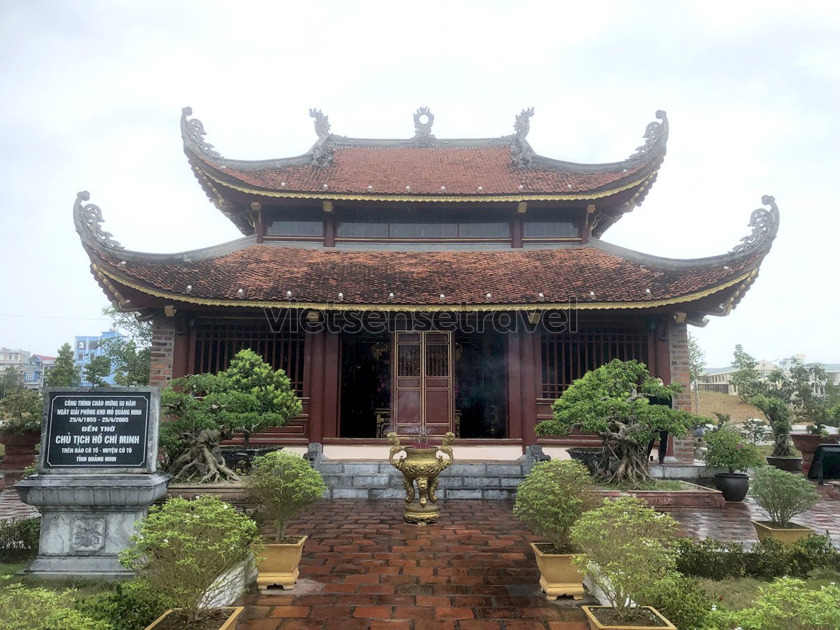 Nhà lưu niệm Bác Hồ trên Đảo Cô Tô