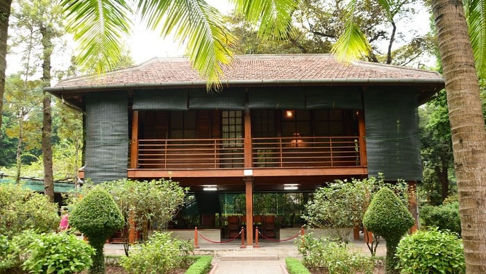 Nhà sàn Bác Hồ