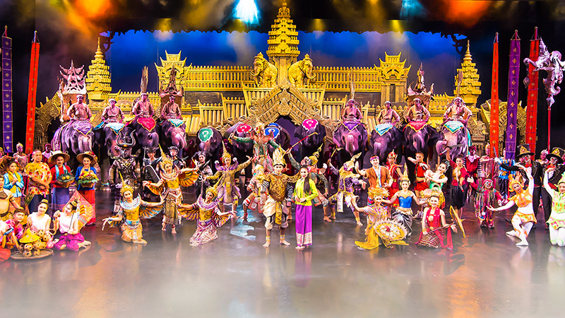 Phuket Fantasea Show nghệ thuật đặc sắc của người Thái