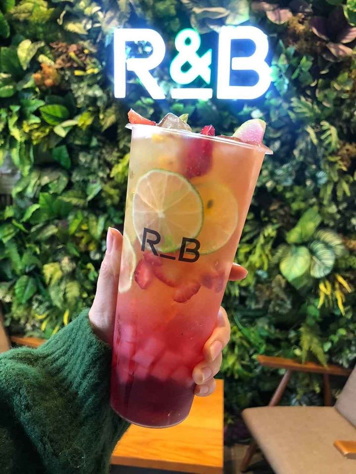 R&B Đà Lạt - Quán trà sữa 'gây nghiện' giữa lòng phố núi