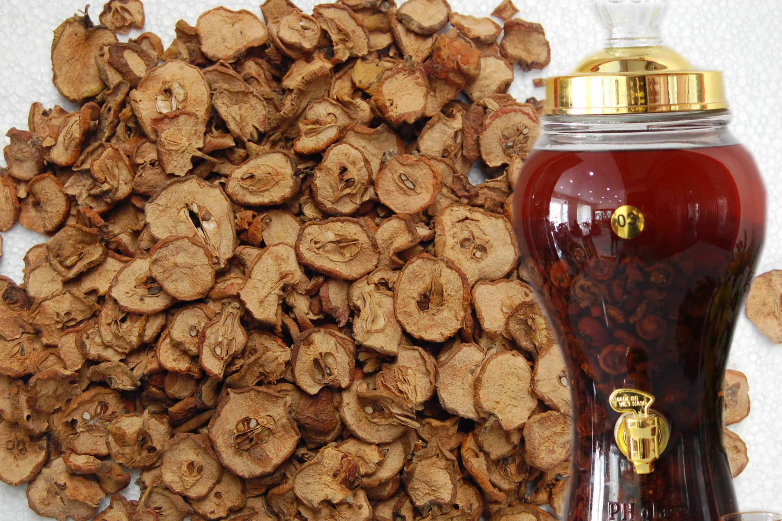 Rượu táo mèo đặc sản vùng núi Tây Bắc
