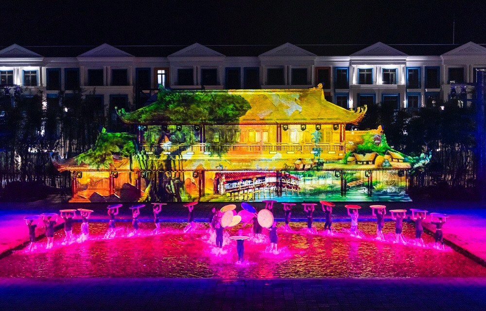 Show trình diễn Tinh hoa Việt Nam tại Grand World Phú Quốc