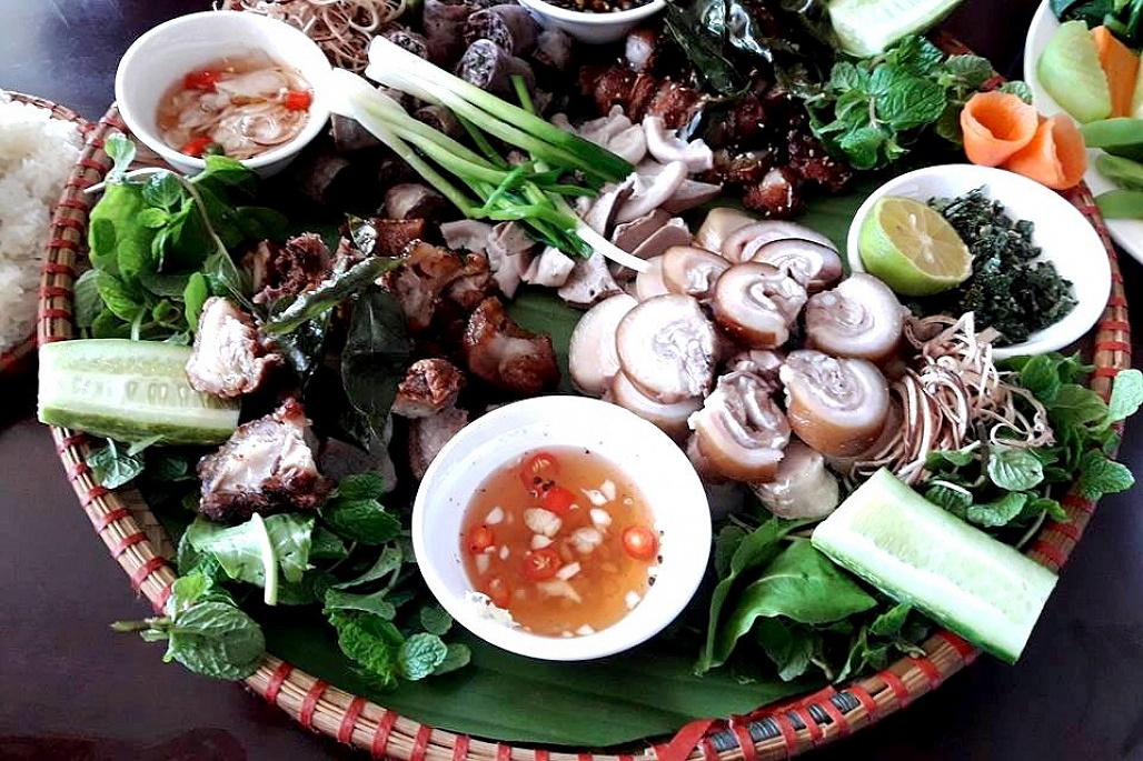 Tết này lên Tây Bắc thưởng thức mâm cỗ Bản Mường
