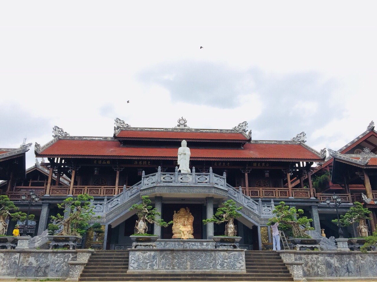 Tham quan Chùa Sắc Tứ Khải Đoan lớn nhất ở Tây Nguyên