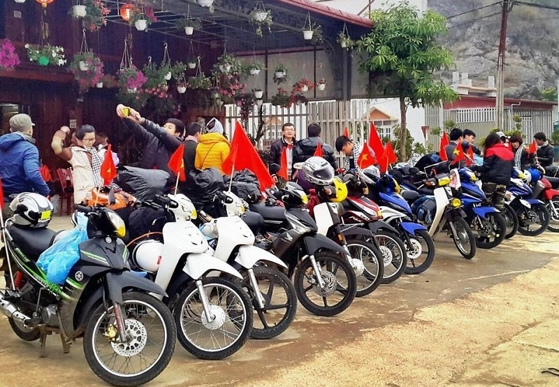 Thuê xe Máy Mộc Châu: Địa chỉ, giá thuê, số đt liên hệ